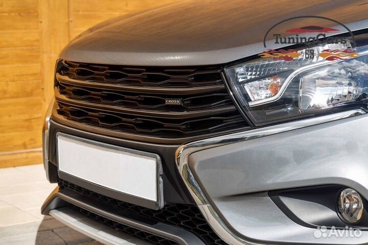 Решетка радиатора Лада Веста-Кросс 2015-2022г