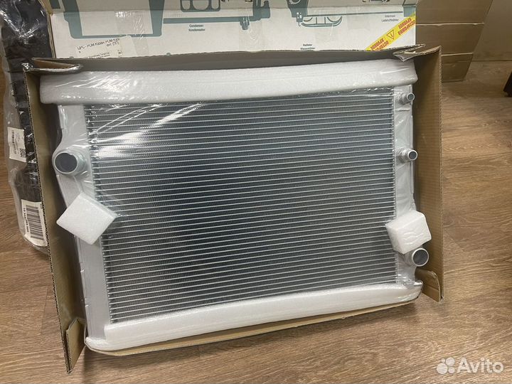 Радиатор бмв X6 E71 3.0D diesel