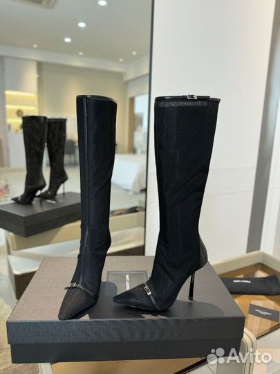 Сапоги Yves Saint Laurent