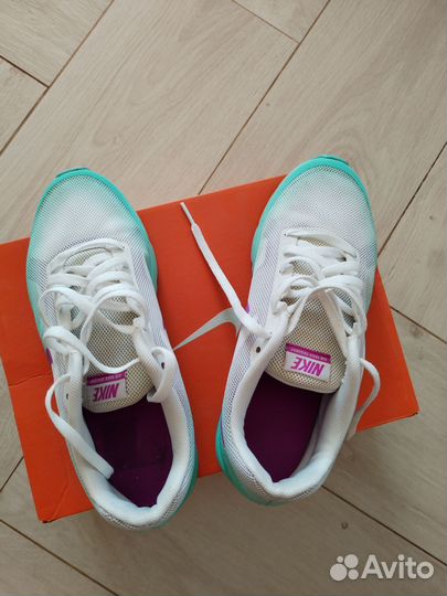 Кроссовки Nike AirMax женские