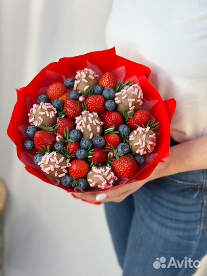 Букеты из клубники в шоколаде