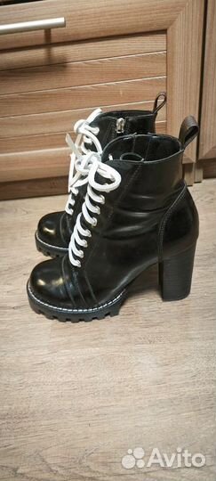 Ботильоны Louis vuitton 38 размер. оригинал