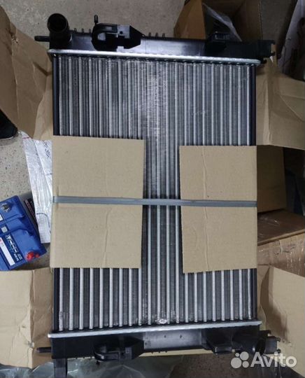 Радиатор renault logan sandero duster vesta веста