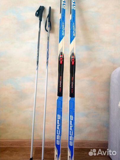 Лыжи беговые коньковые 160, 180 см, палки Fisher