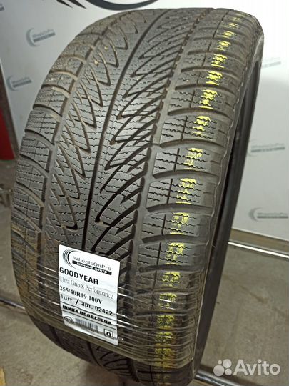 Goodyear UltraGrip 8 Performance 255/40 R19 100V