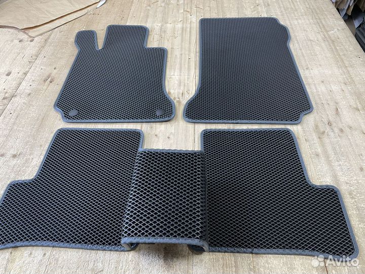 Автоковрики EVA для Mercedes C класса 2006-2015