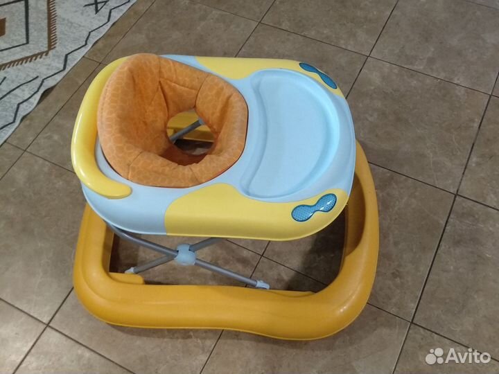 Ходунки детские chicco