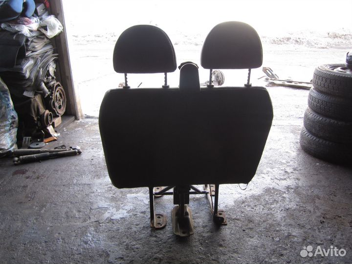 Сиденье пассажирское Ford Transit