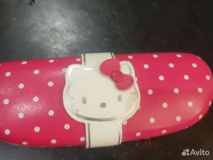 Солнцезащитные очки для девочки