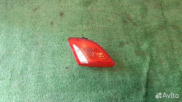 Фонарь в крыш. баг. лев. Peugeot 408