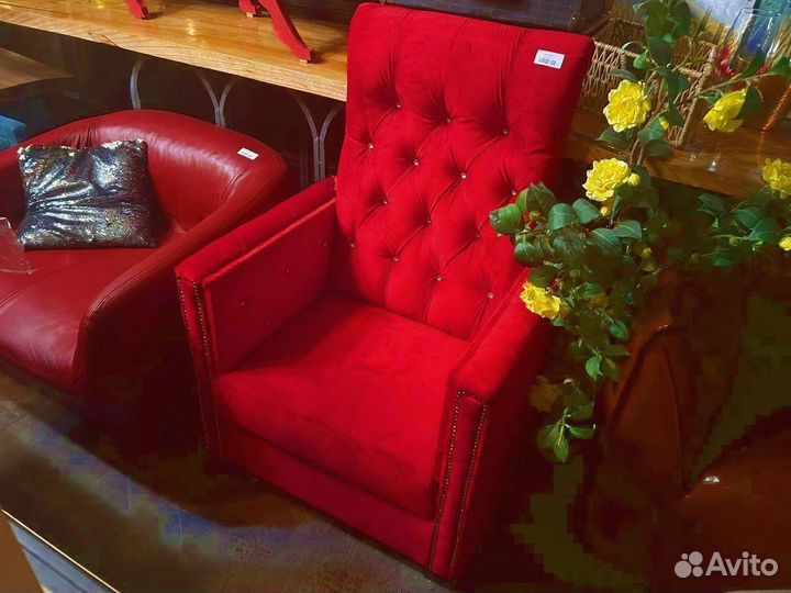 Кресло-трон красное