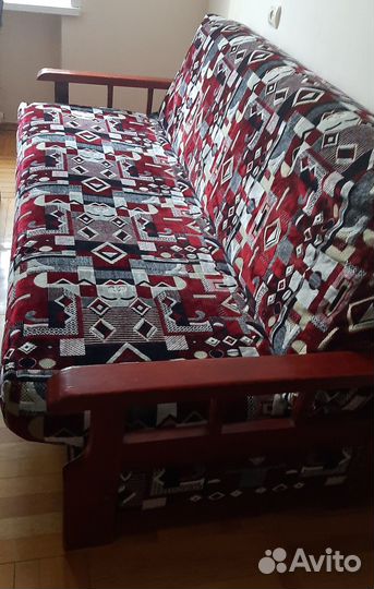 Диван прямой раскладной бу
