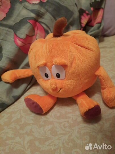 Нэсси Аист Крокодил Попугай Пони Лошадь