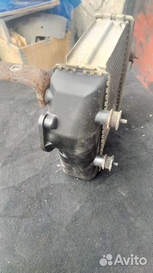 Радиатор интеркуллера Mazda R2AX13565