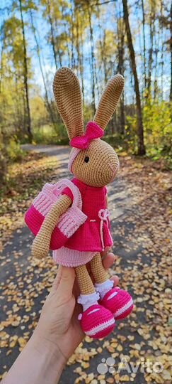 Вязаный заяц