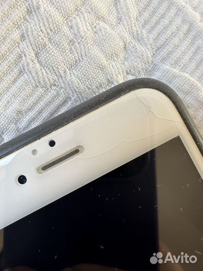 Телефон iPhone 6s