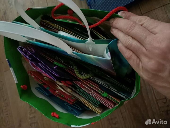 Подарочные пакеты