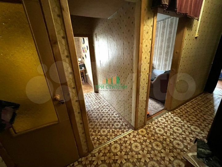 2-к. квартира, 45 м², 3/3 эт.