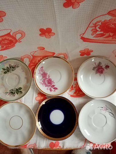 Блюдца. Фарфор