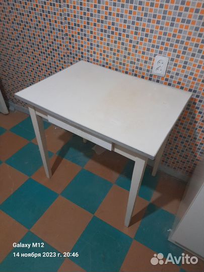Кухонный стол бу