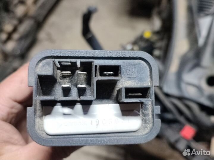 Opel astra h резистор печки ёжик
