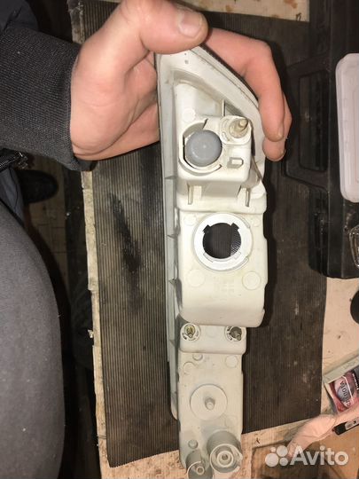 Фара противотуманная правая Nissan almera