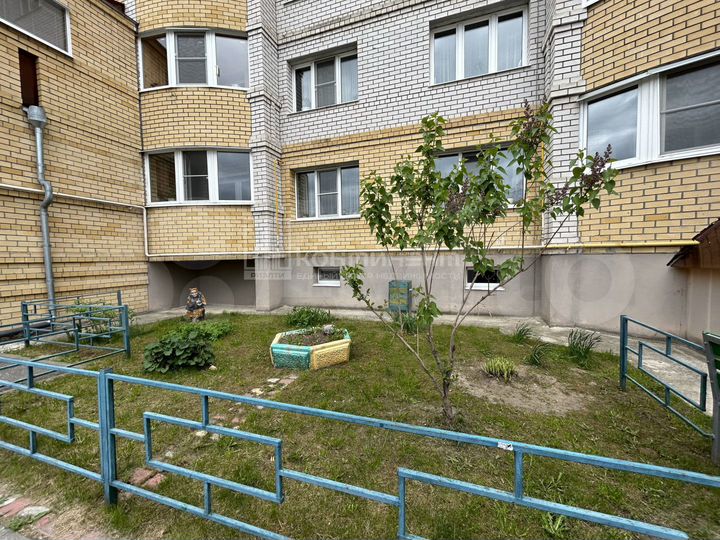 2-к. квартира, 60 м², 3/9 эт.