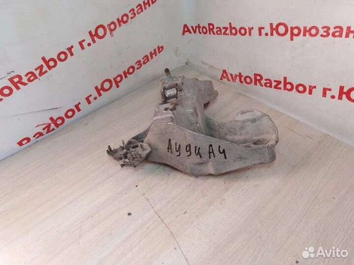Кронштейн опоры двигателя Audi A4 B5