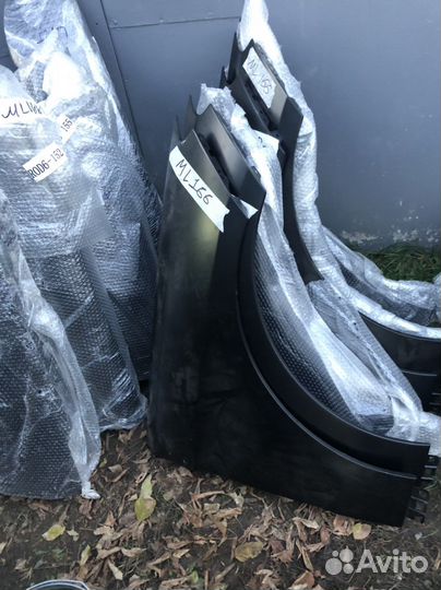 Крыло переднее правое мерседес 166 ML166 ml W166