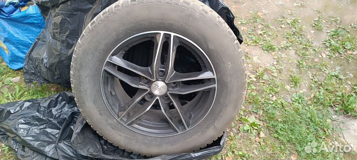 Комплект зимних колес R16