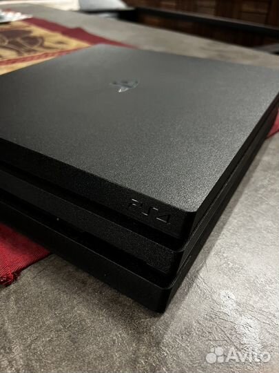 PlayStation 4 pro (Не включается )