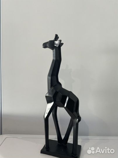 Фигура «Жираф полигональный» (полистоун)