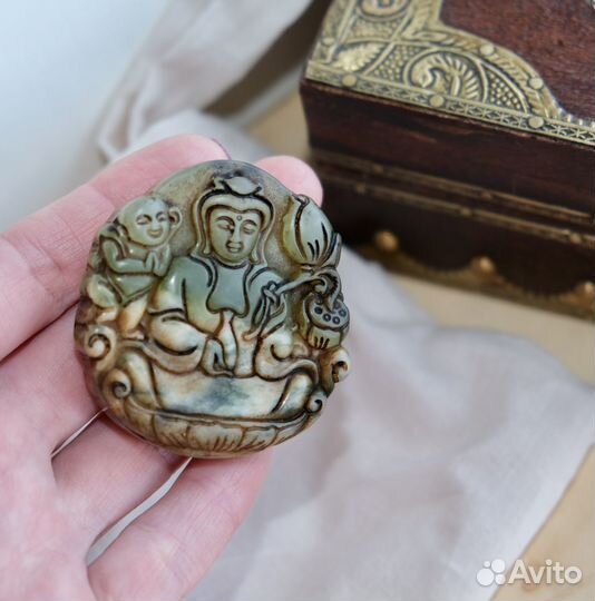 Нефрит коллекционные изделия Будда/Дракон