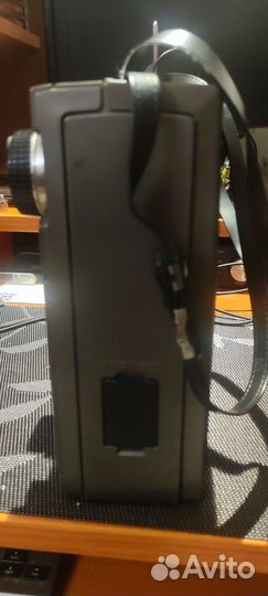 Радиоприемник Sony ICF-5900 в рабочем сост