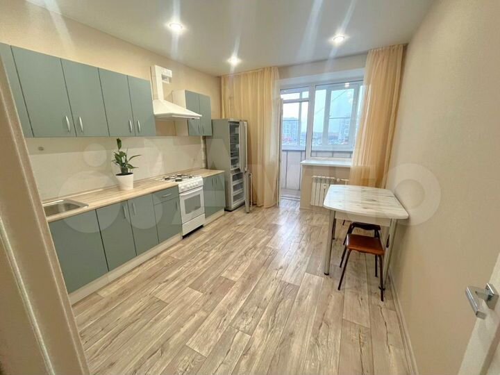 2-к. квартира, 63 м², 9/10 эт.