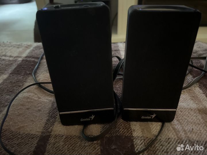 Компьютерные колонки genius