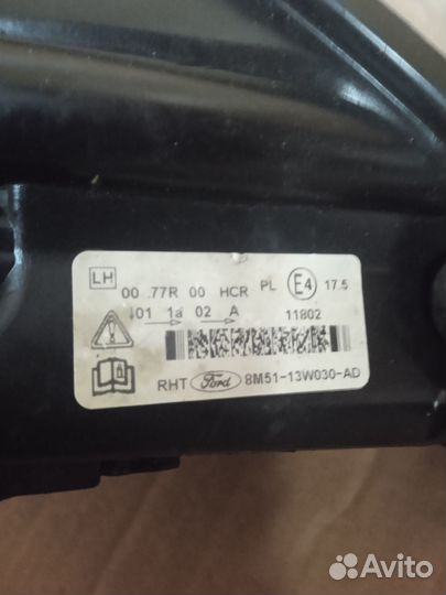 Правая передняя фара Ford Focus 2