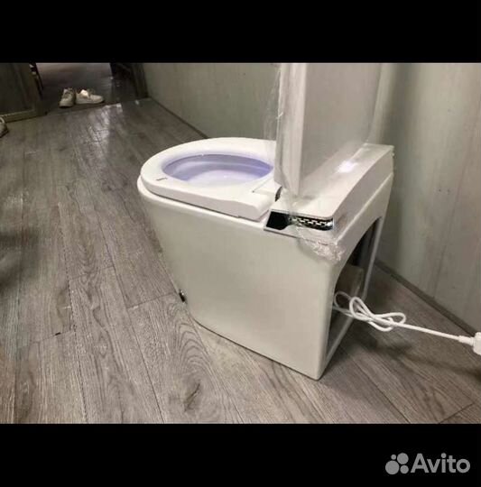 Умный смарт унитаз