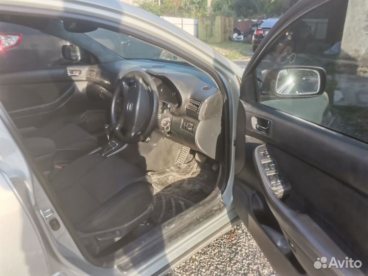 Запчасти toyota avensis