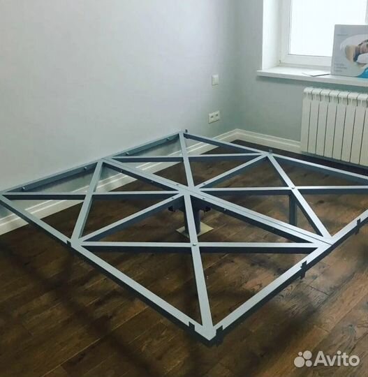 Парящие кровати в наличии