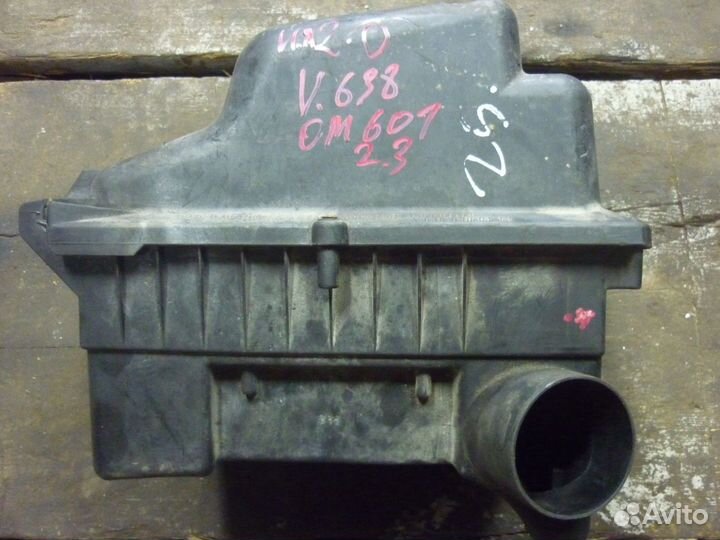 Корпус воздушного фильтра на мерседес бенц вито638