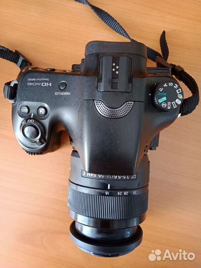 Зеркальный фотоаппарат Sony a65