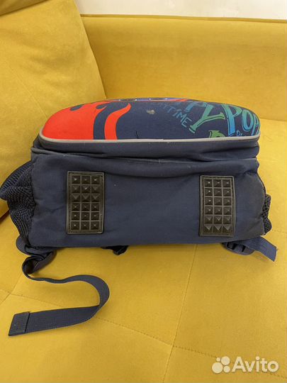 Рюкзак школьный хагги-вагги