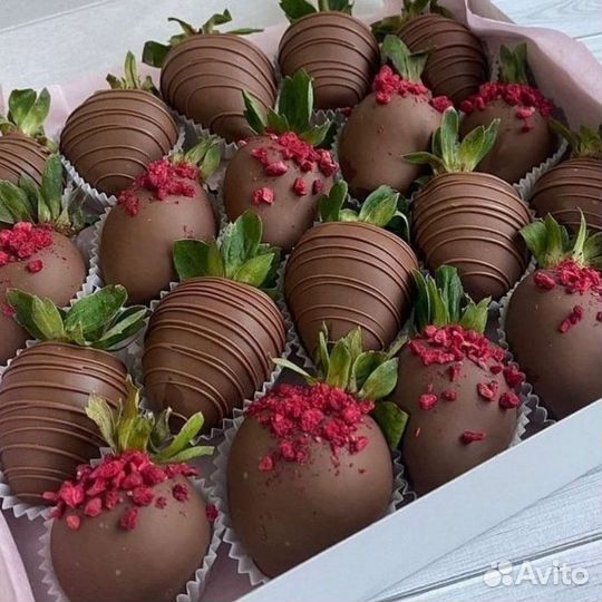 Клубника в шоколаде на последний звонок