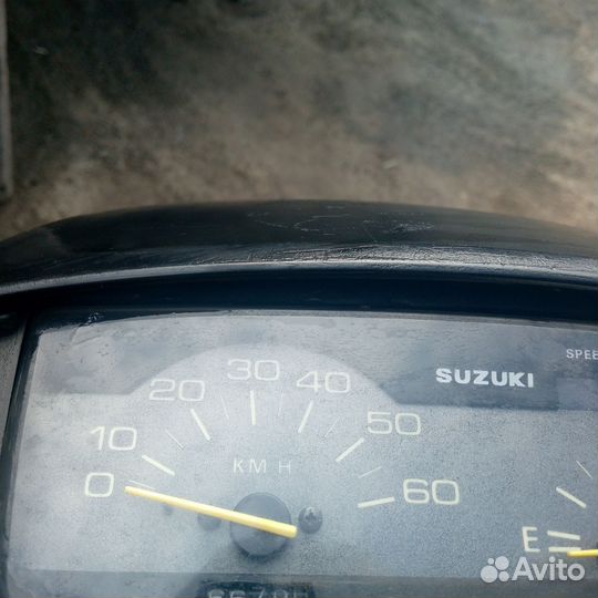 Продам скутер Сузуки сепия