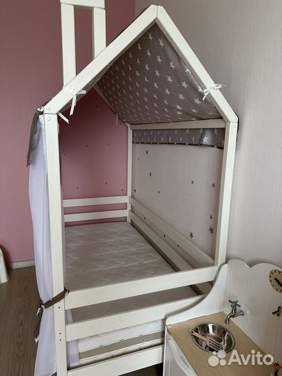 Детская кровать домик бу