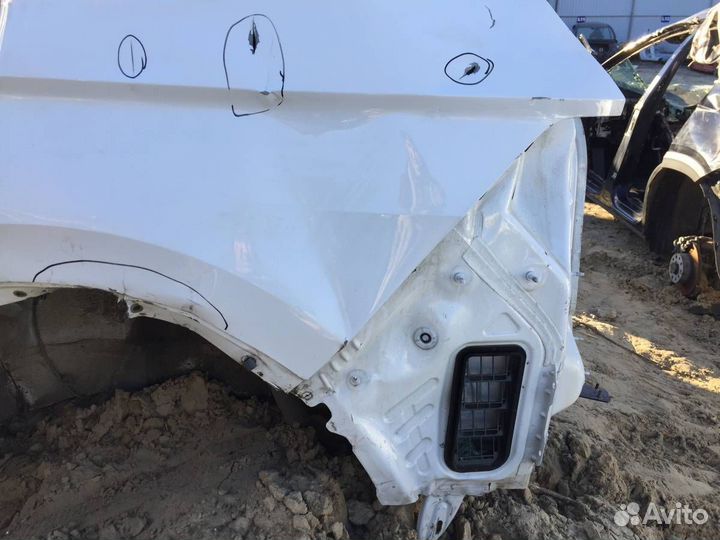 Крыло заднее левое Volkswagen Tiguan