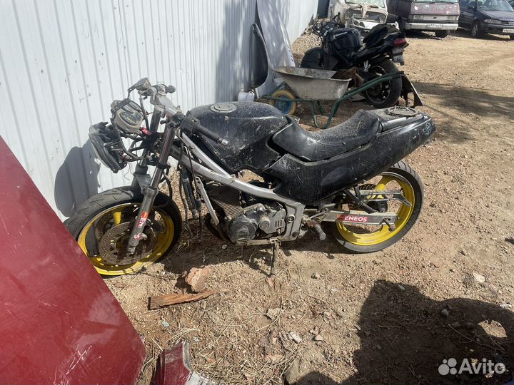 Suzuki gsxr 250