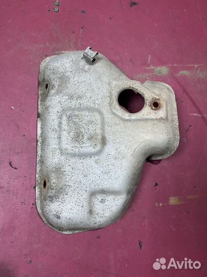 Выпускной коллектор Mitsubishi Lancer 9