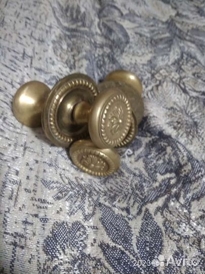 Старинные дверные ручки